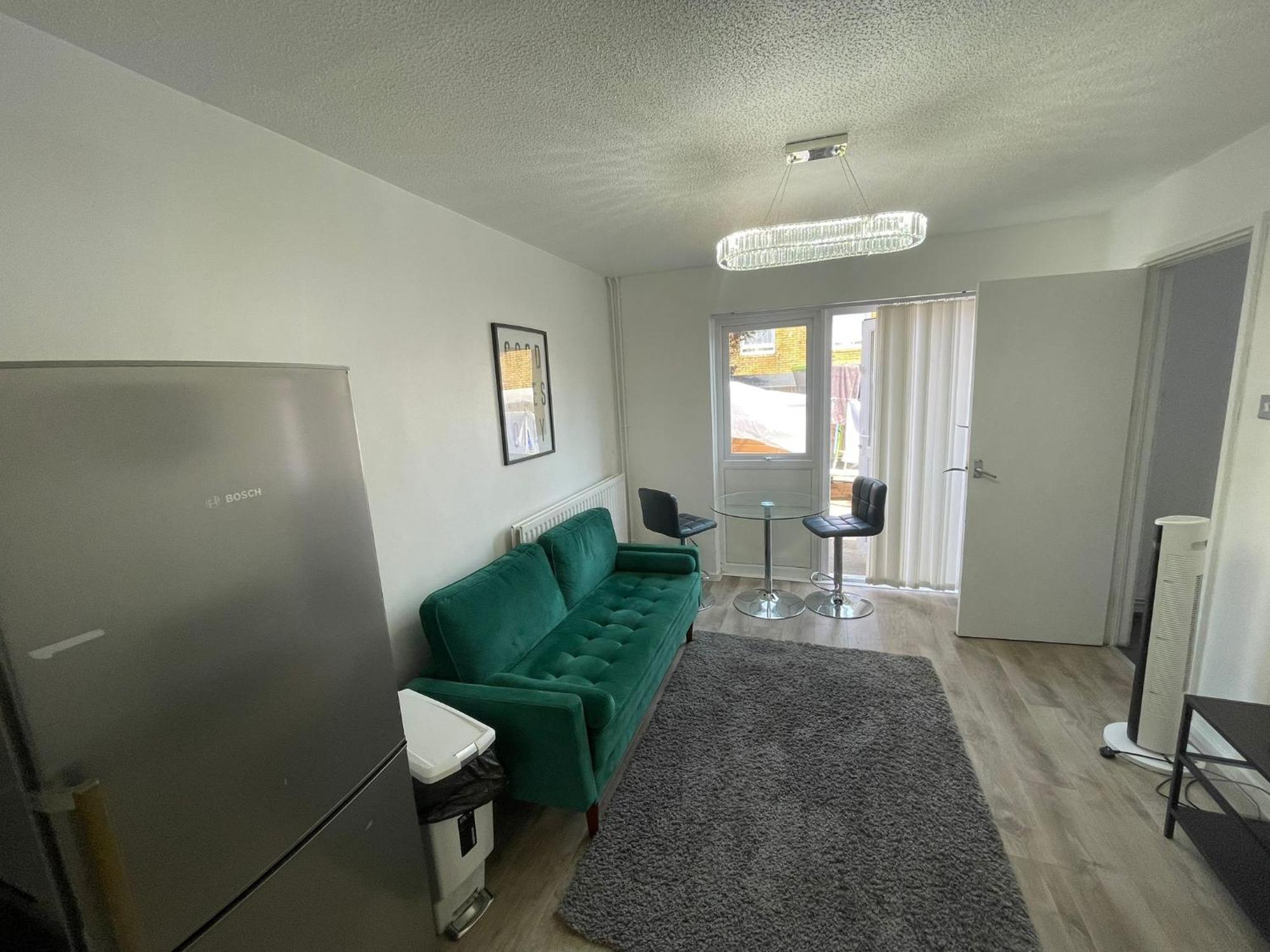 New! 4 Bedroom London House With Garden And Lawn Exterior foto